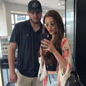 Meet your Posher, Christian